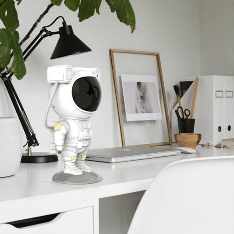 Mini Projetor Astronauta Luz Estelar com Controle Remoto